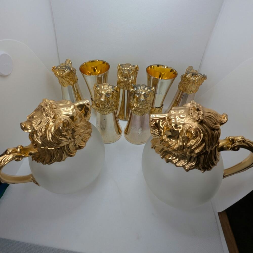 Carole Stupell Gold Lion Head Pitcher & 7 Stirrup Cups – Mid-Century Bar Set - Picture 2 of 16